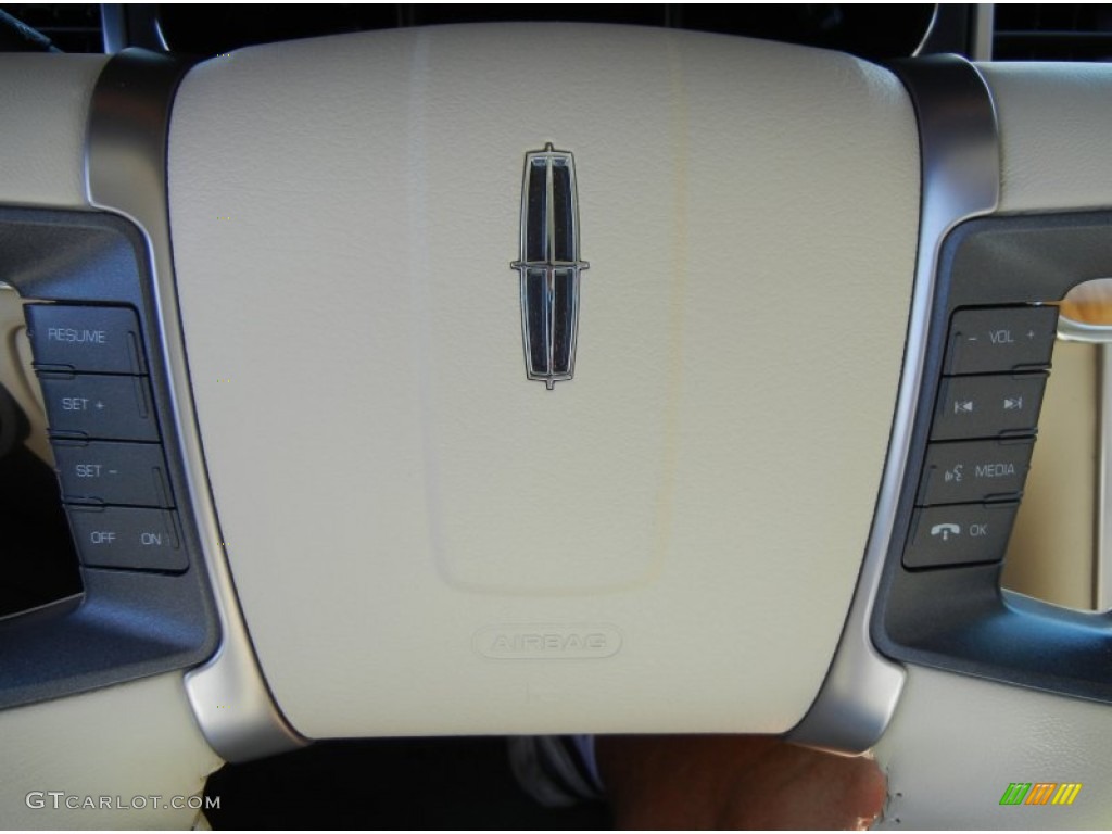 2011 Lincoln MKZ FWD Controls Photo #70311882