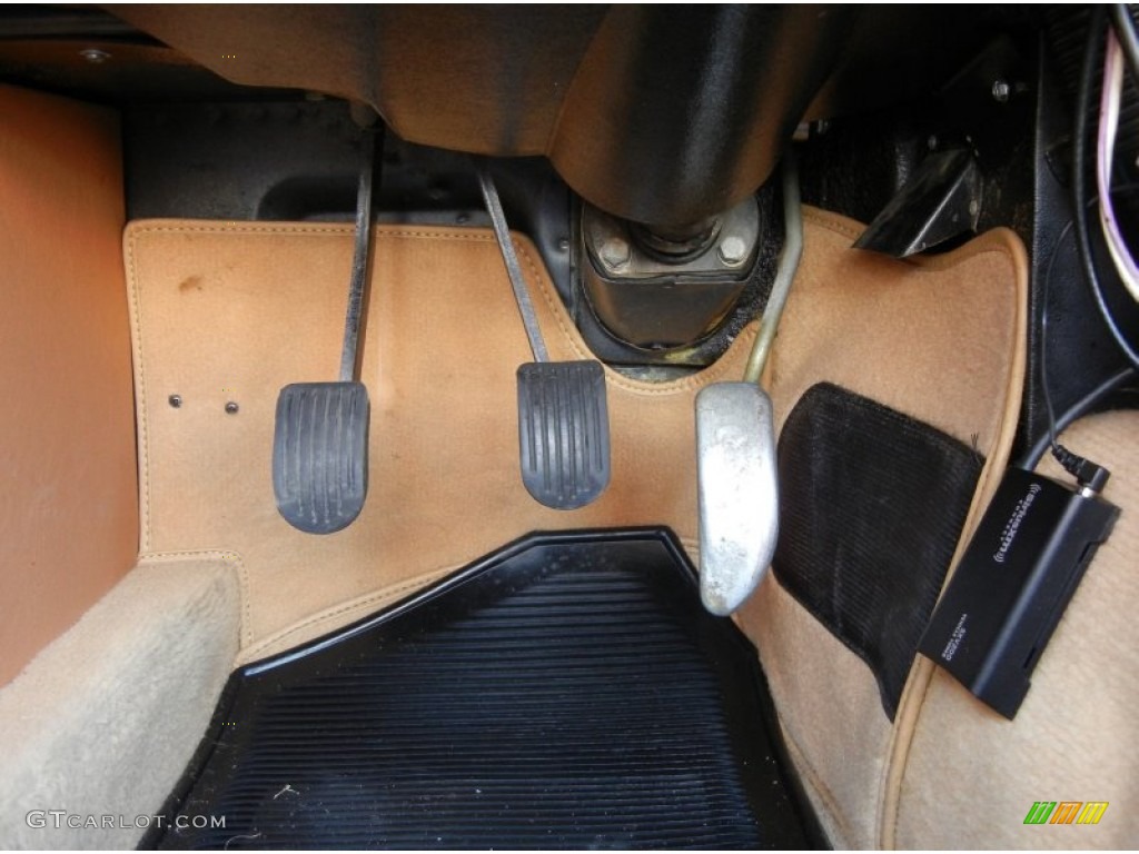 1980 MG MGB Mark III Pedals Photo #70313271