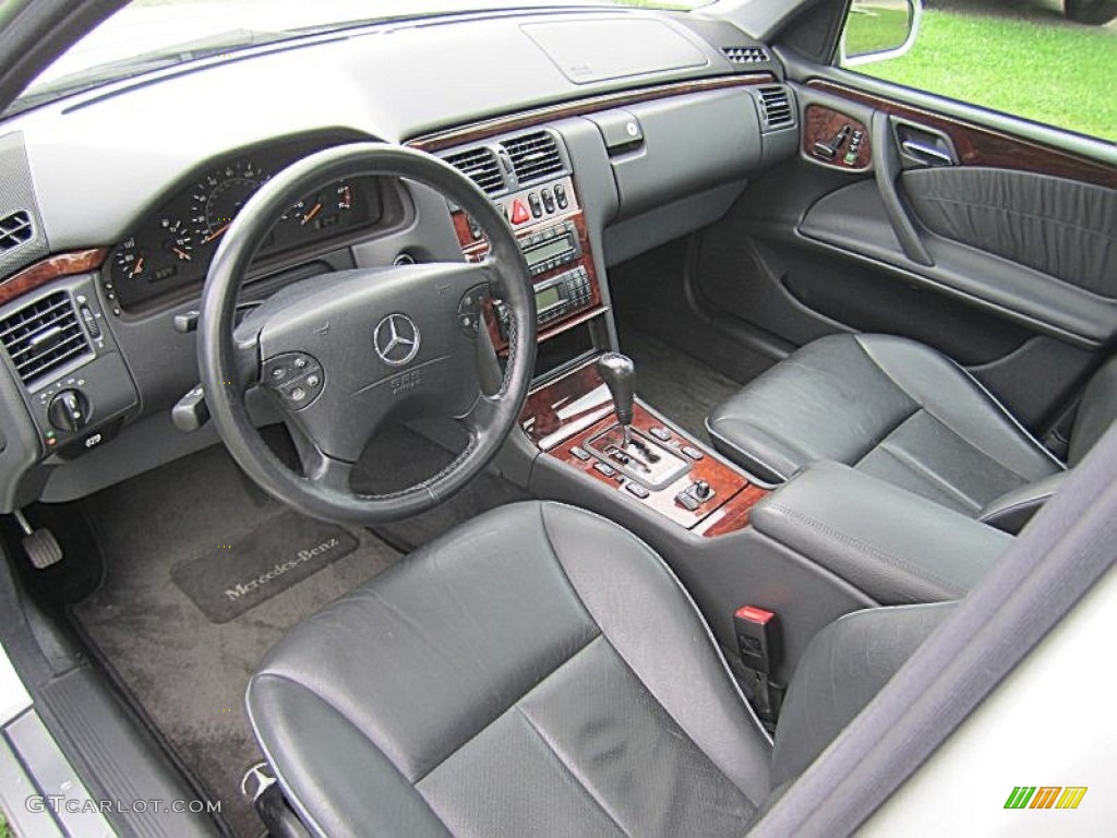 Charcoal Interior 2000 Mercedes-Benz E 430 4Matic Sedan Photo #70313721
