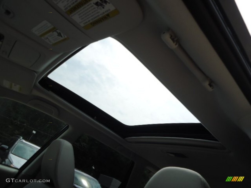 2013 Forester 2.5 X Premium - Dark Gray Metallic / Platinum photo #16