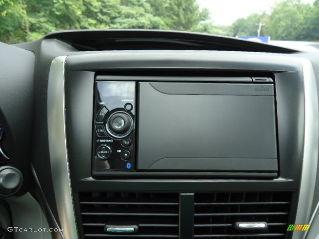 2013 Forester 2.5 X Premium - Dark Gray Metallic / Platinum photo #19