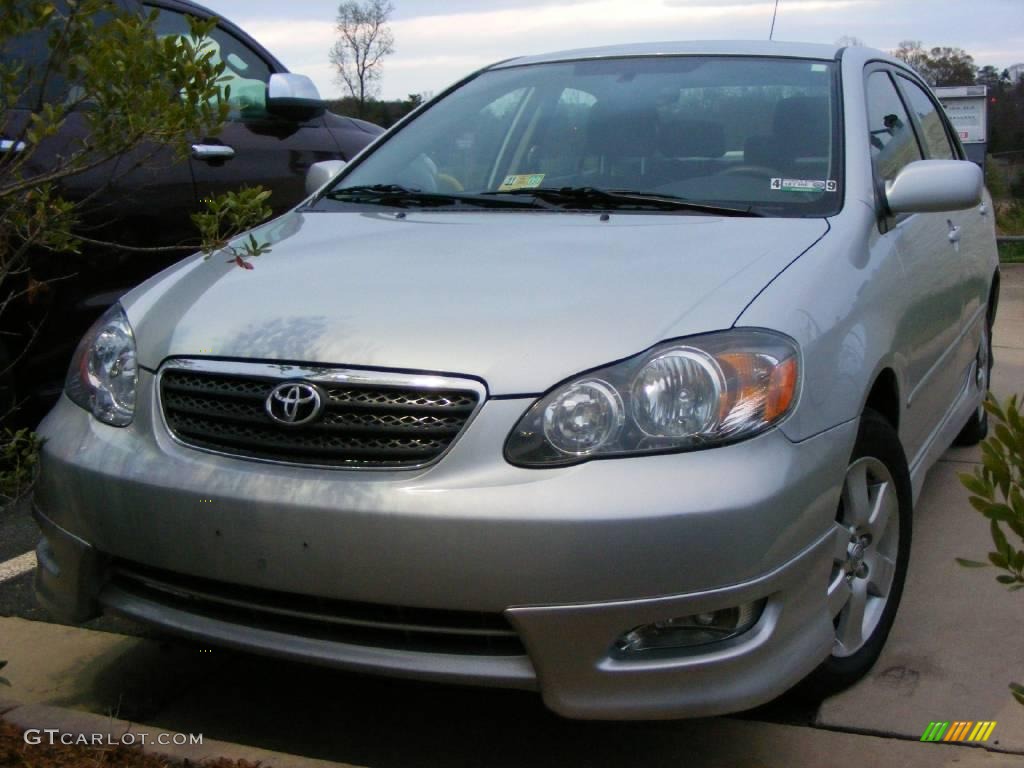 Silver Streak Mica Toyota Corolla