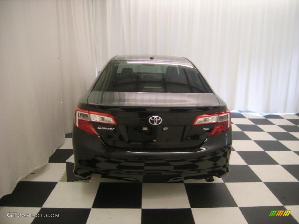 2012 Camry SE - Attitude Black Metallic / Black photo #13