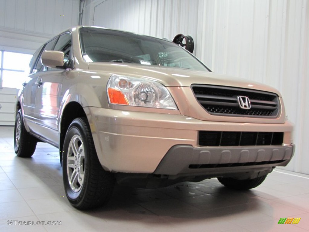 Sandstone Metallic Honda Pilot