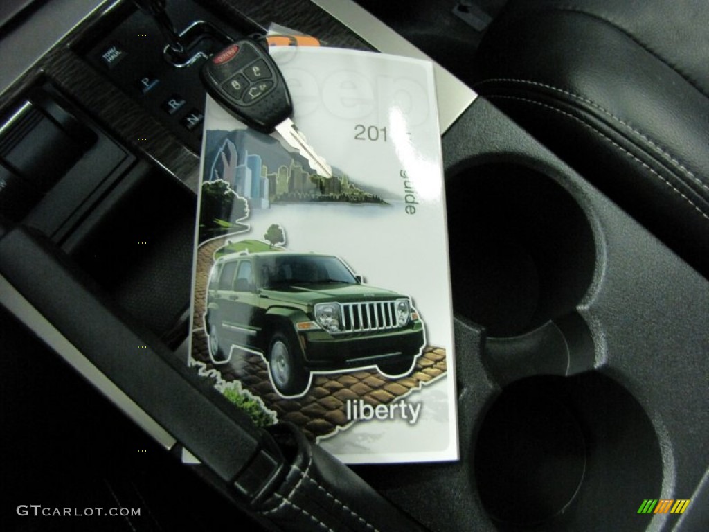 2011 Liberty Limited 4x4 - Dark Charcoal Pearl / Dark Slate Gray photo #35