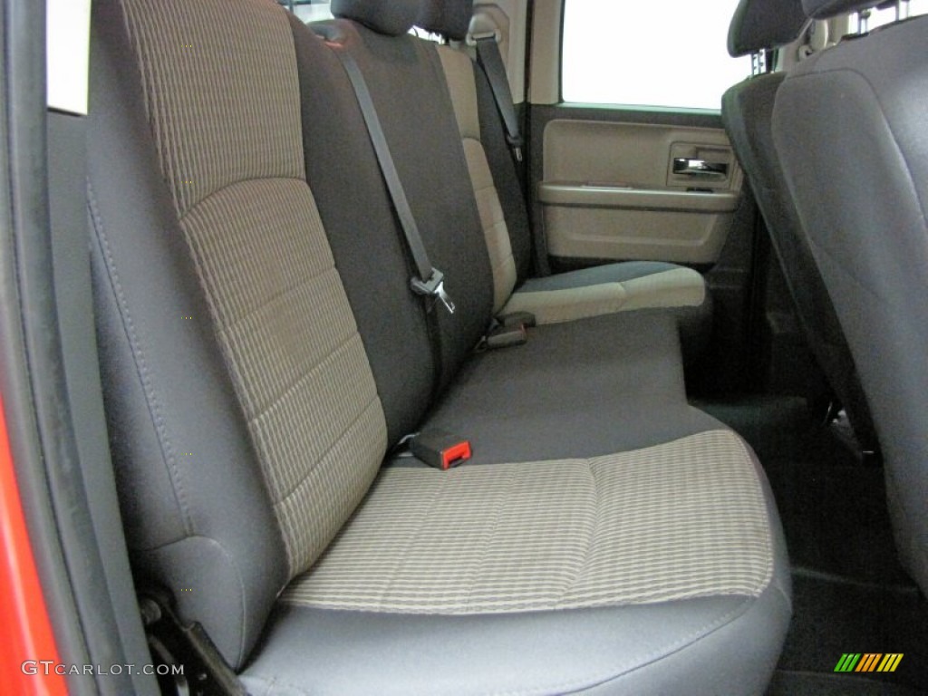 2011 Ram 1500 SLT Quad Cab 4x4 - Flame Red / Dark Slate Gray/Medium Graystone photo #11