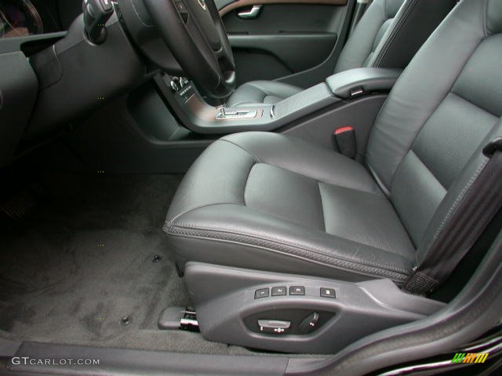 2010 XC70 3.2 AWD - Black / Off Black photo #5