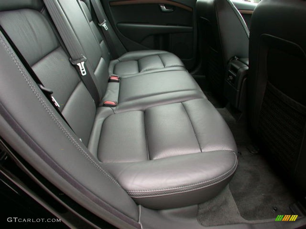 2010 XC70 3.2 AWD - Black / Off Black photo #16