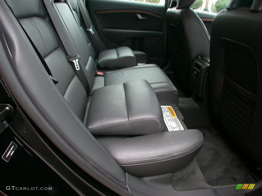 2010 XC70 3.2 AWD - Black / Off Black photo #19