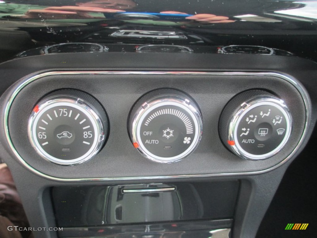 2013 Mitsubishi Lancer Sportback GT Controls Photo #70319658