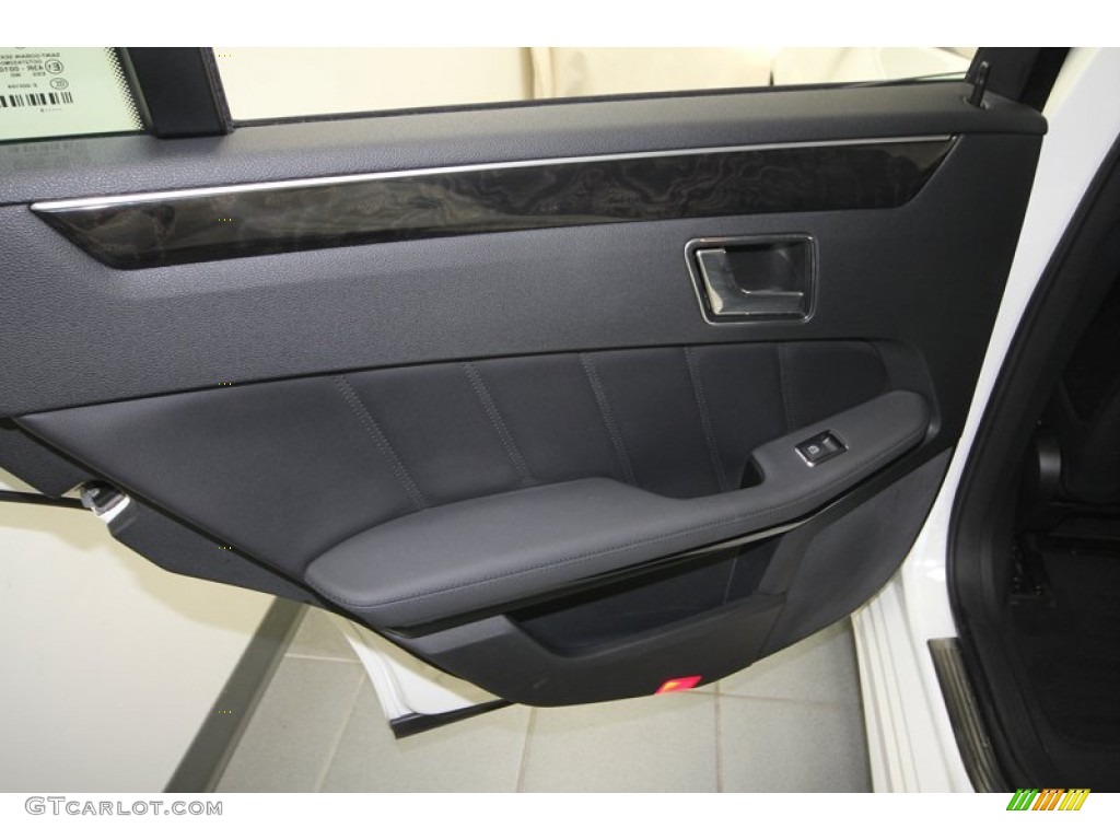 2010 E 550 Sedan - Arctic White / Ash Gray photo #27