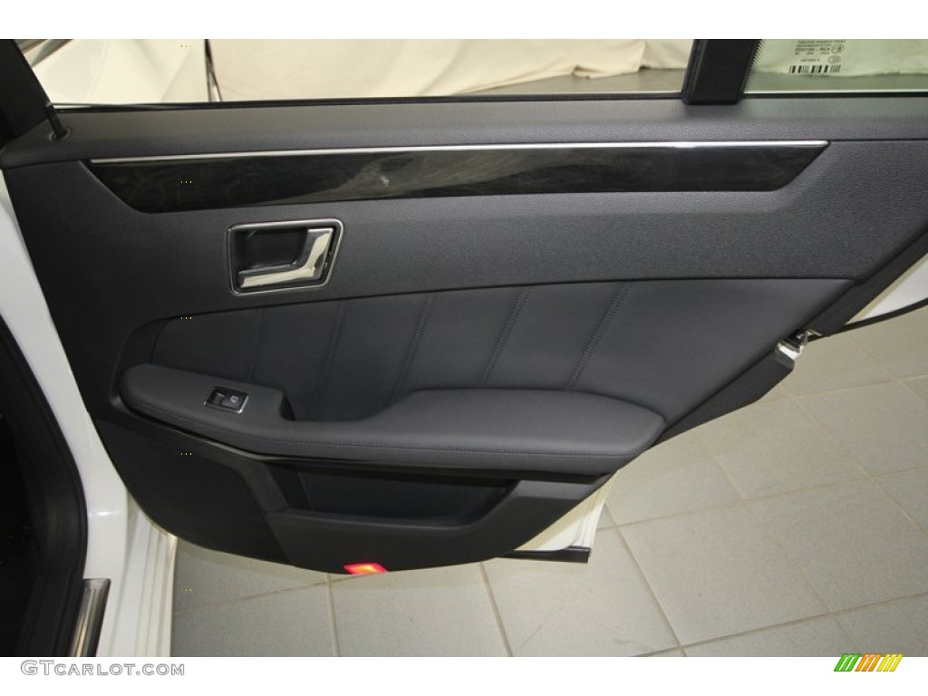 2010 E 550 Sedan - Arctic White / Ash Gray photo #34