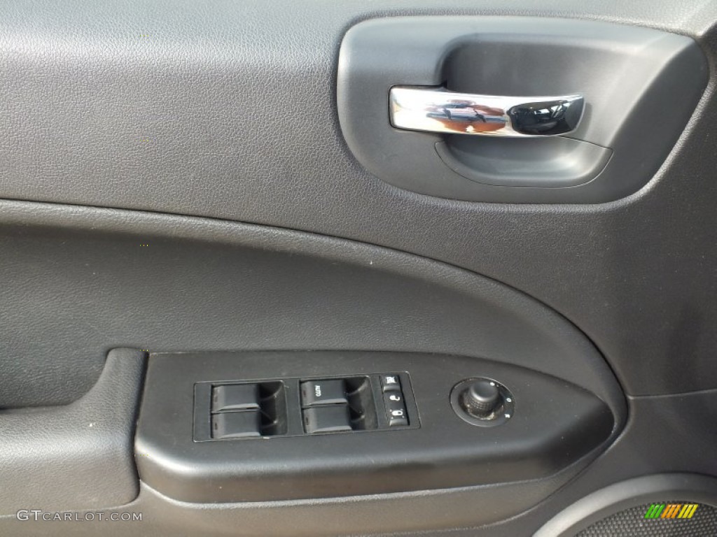 2010 Caliber SXT - Stone White / Dark Slate Gray photo #14