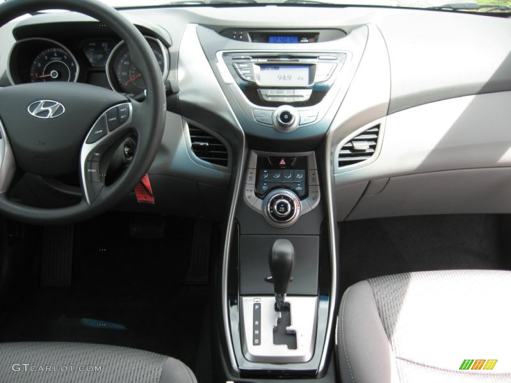 2013 Elantra Coupe GS - Monaco White / Gray photo #23