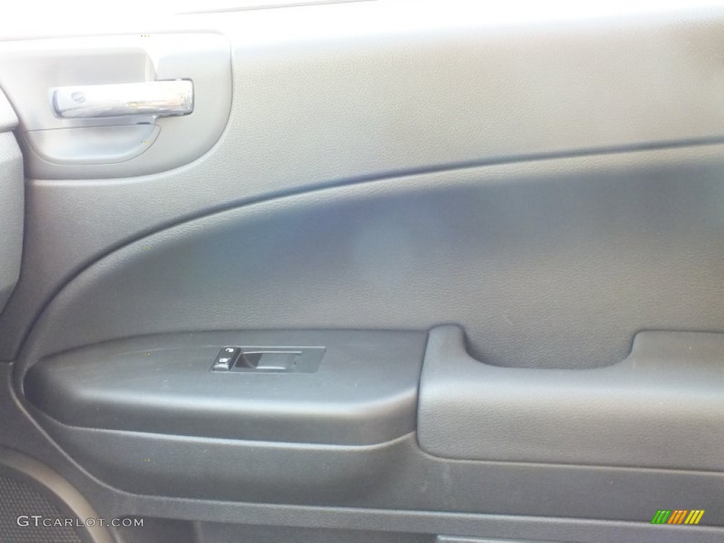 2010 Caliber SXT - Stone White / Dark Slate Gray photo #16