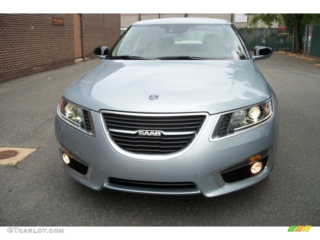 2010 9-5 Aero Sedan XWD - Glacier Silver Metallic / Light Neutral photo #3