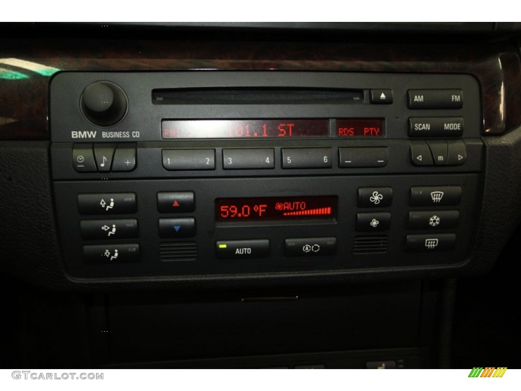 2006 BMW 3 Series 330i Convertible Controls Photo #70323603