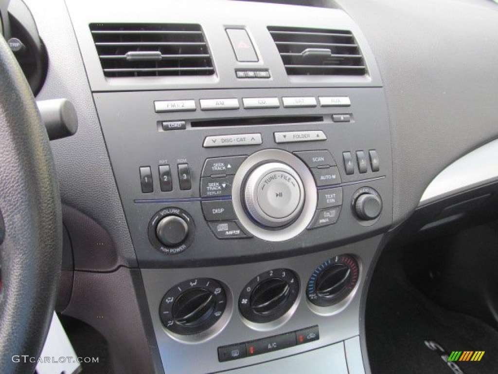 2011 Mazda MAZDA3 i Touring 4 Door Controls Photo #70324164