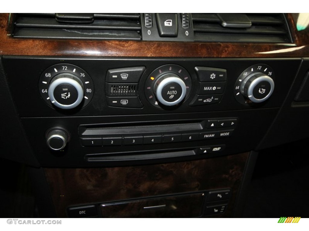 2008 BMW 5 Series 550i Sedan Controls Photo #70324275