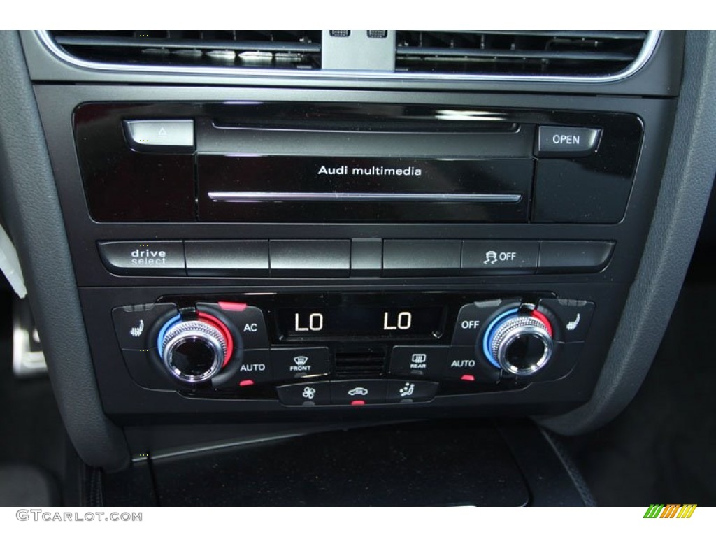 2013 Audi S5 3.0 TFSI quattro Coupe Controls Photo #70327539
