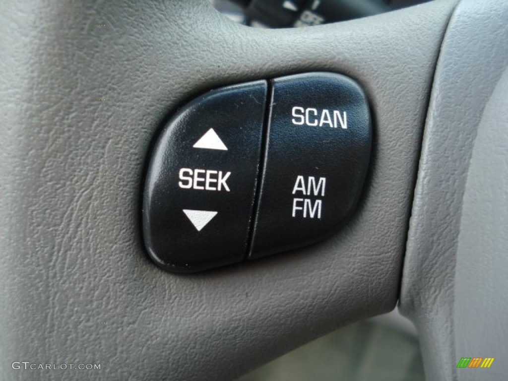 2000 Buick Park Avenue Ultra Controls Photo #70328511