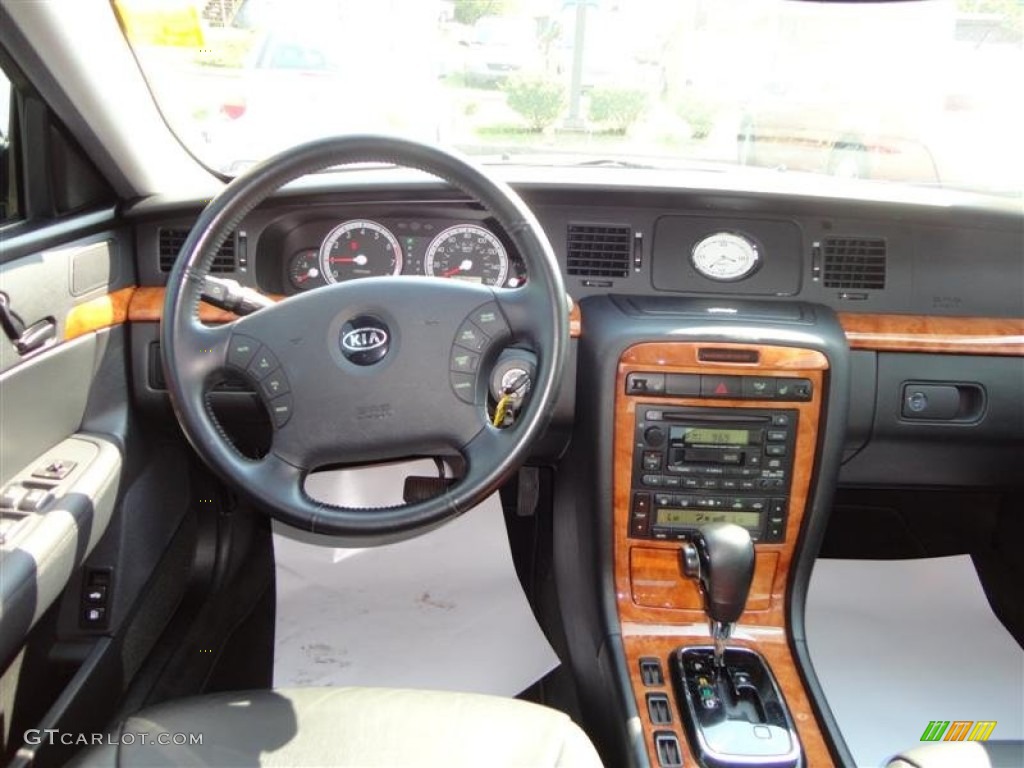 2006 Kia Amanti Standard Amanti Model Dashboard Photos