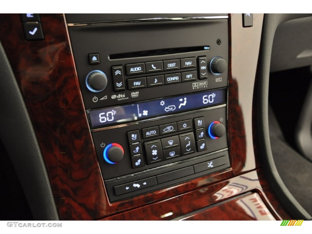 2013 Cadillac Escalade EXT Premium AWD Controls Photo #70330599