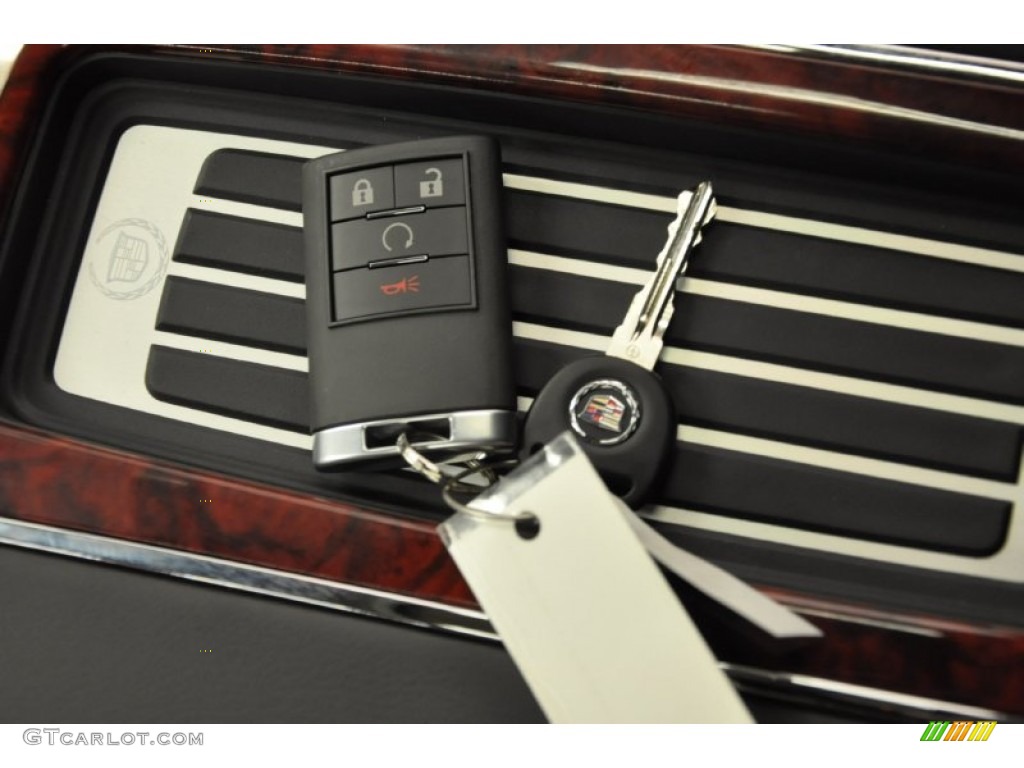 2013 Cadillac Escalade EXT Premium AWD Keys Photo #70330644