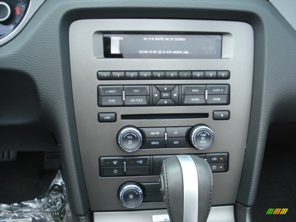 2013 Ford Mustang V6 Convertible Controls Photo #70330818