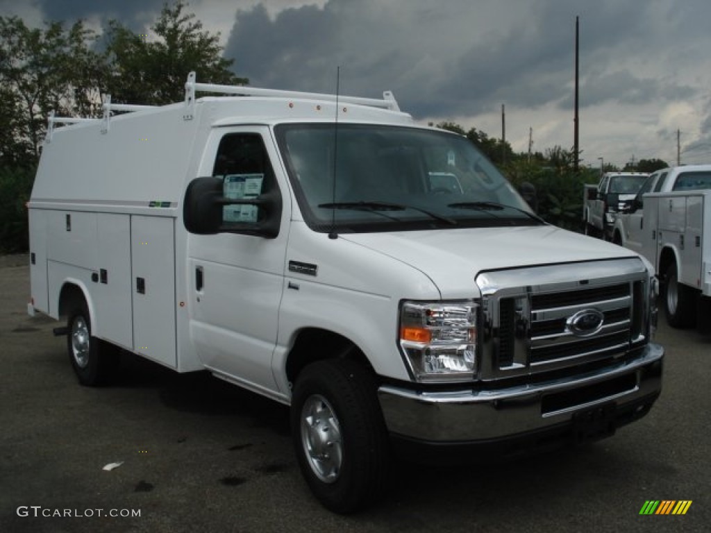 Oxford White 2012 Ford E Series Cutaway E350 Commercial Utility Truck Exterior Photo #70331046