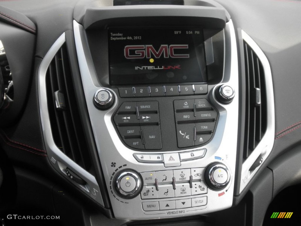 2013 GMC Terrain Denali AWD Controls Photo #70331895