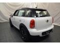 Light White - Cooper Countryman Photo No. 9