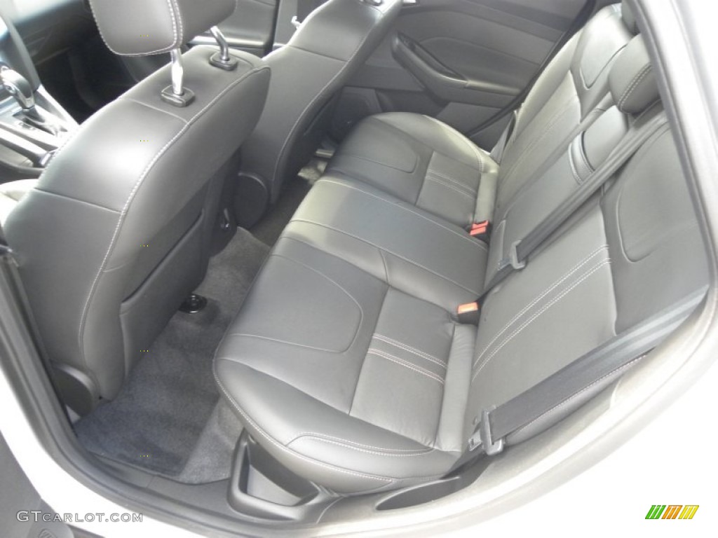 2012 Ford Focus Titanium 5-Door Rear Seat Photo #70333482