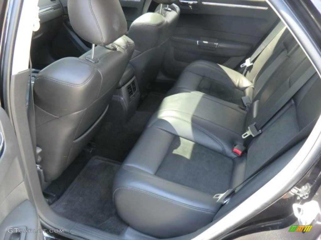 2010 Chrysler 300 SRT8 Rear Seat Photo #70335891