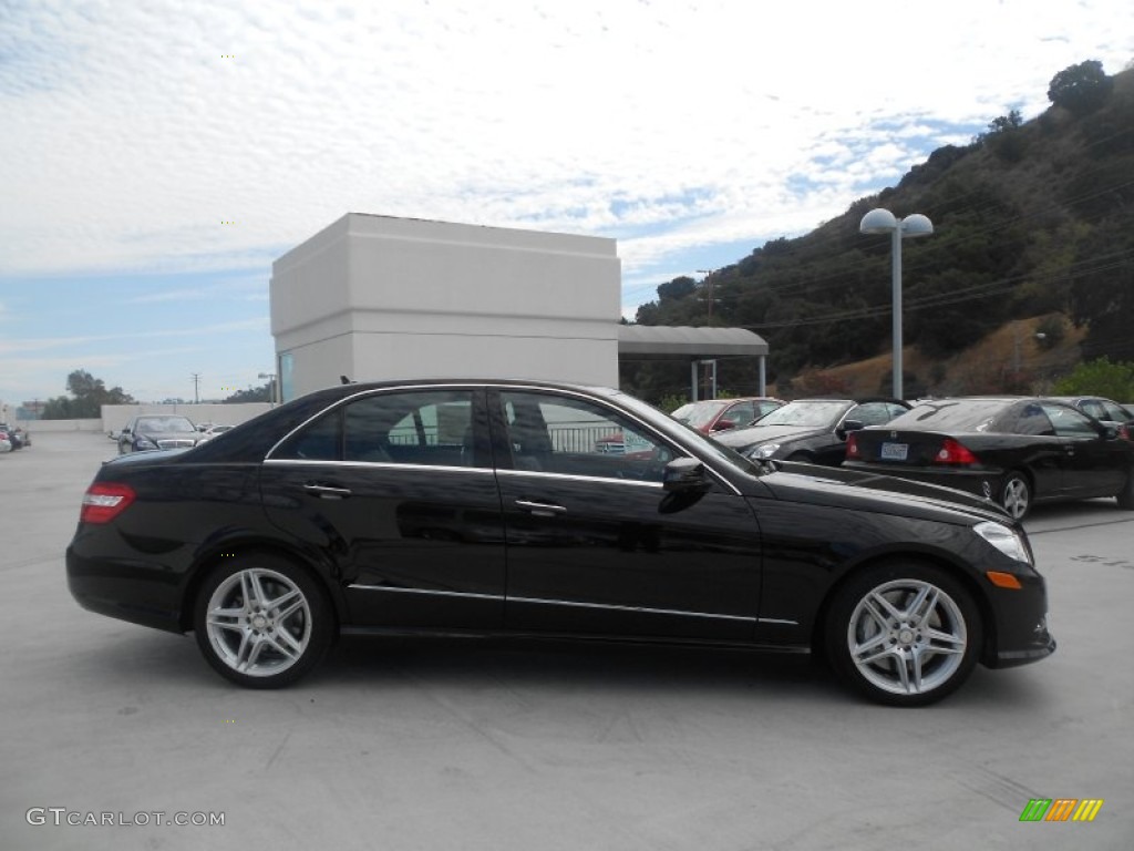 Black 2013 Mercedes-Benz E 550 4Matic Sedan Exterior Photo #70335981