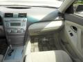 Desert Sand Metallic - Camry LE Photo No. 17