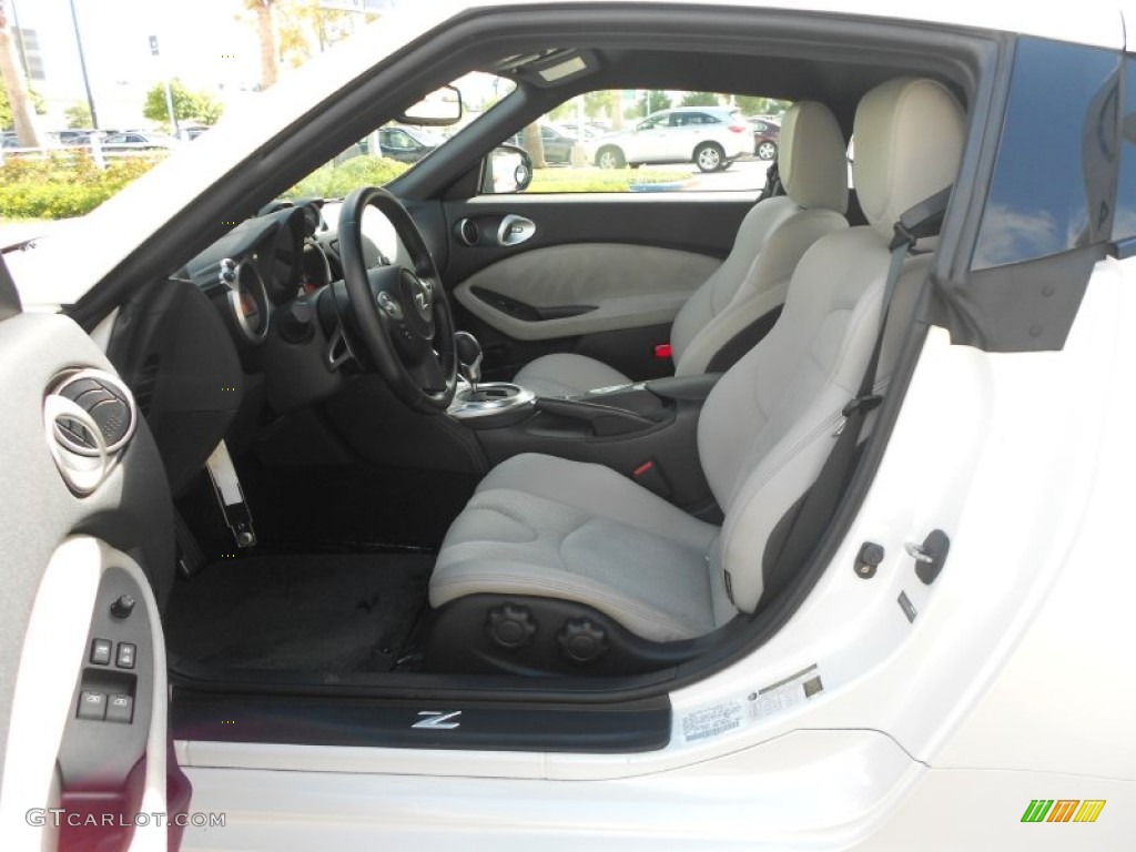 2010 370Z Sport Touring Coupe - Pearl White / Gray Leather photo #10