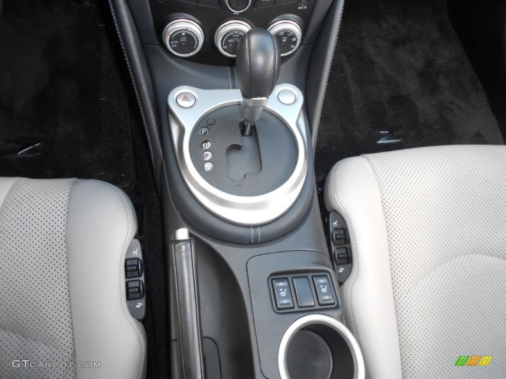 2010 370Z Sport Touring Coupe - Pearl White / Gray Leather photo #20