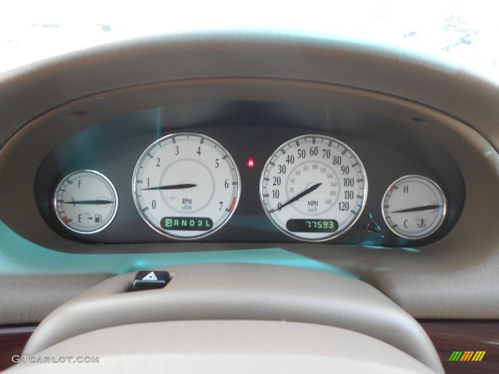 2000 Chrysler LHS Standard LHS Model Gauges Photo #70338276