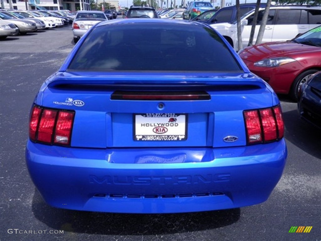 2000 Mustang V6 Coupe - Bright Atlantic Blue Metallic / Dark Charcoal photo #13