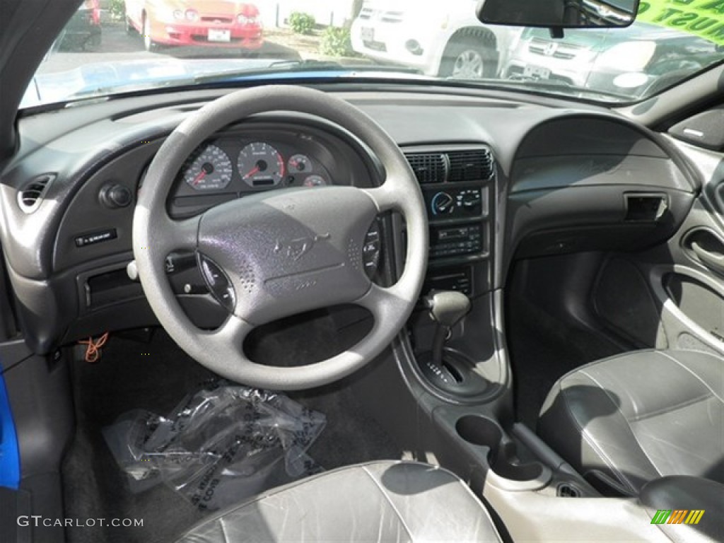 2000 Mustang V6 Coupe - Bright Atlantic Blue Metallic / Dark Charcoal photo #28