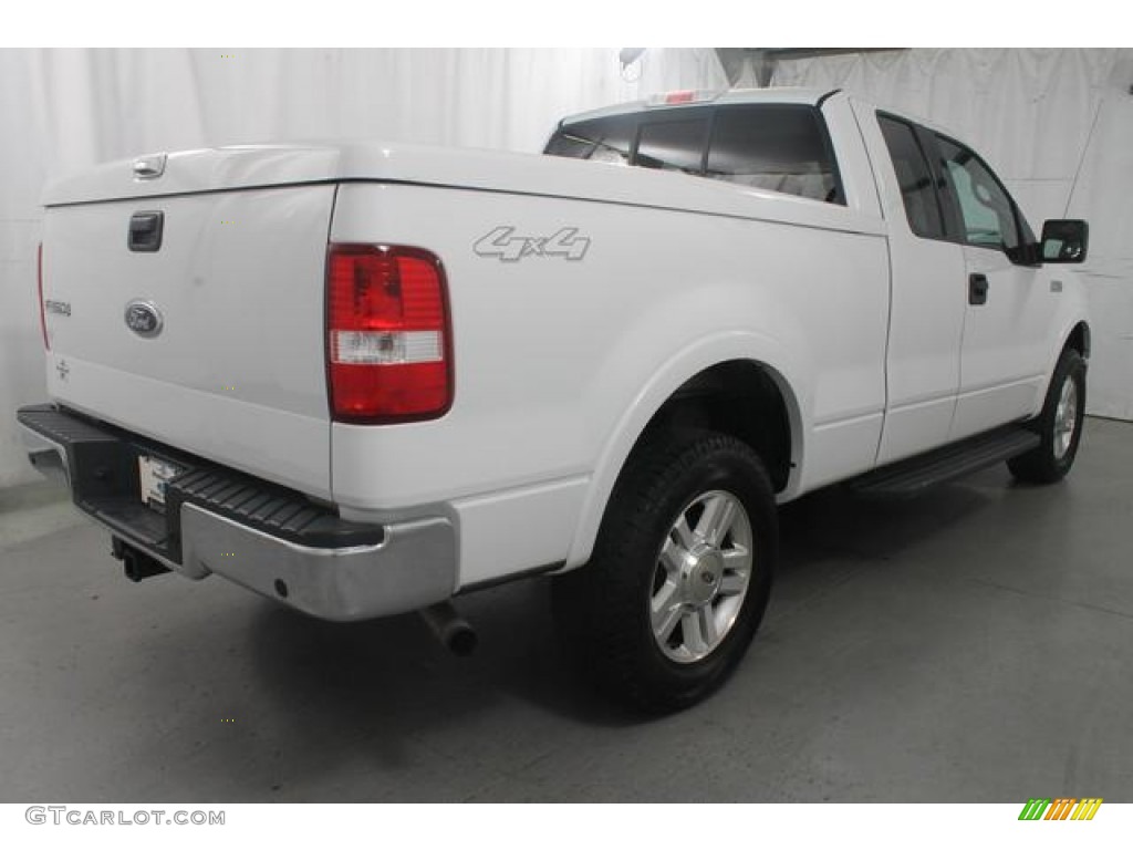 2004 F150 Lariat SuperCab 4x4 - Oxford White / Black photo #4