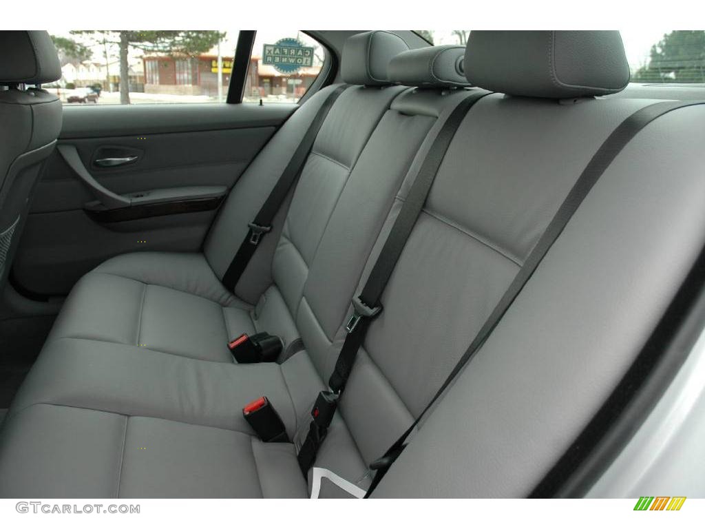 2006 3 Series 325xi Sedan - Titanium Silver Metallic / Gray Dakota Leather photo #12
