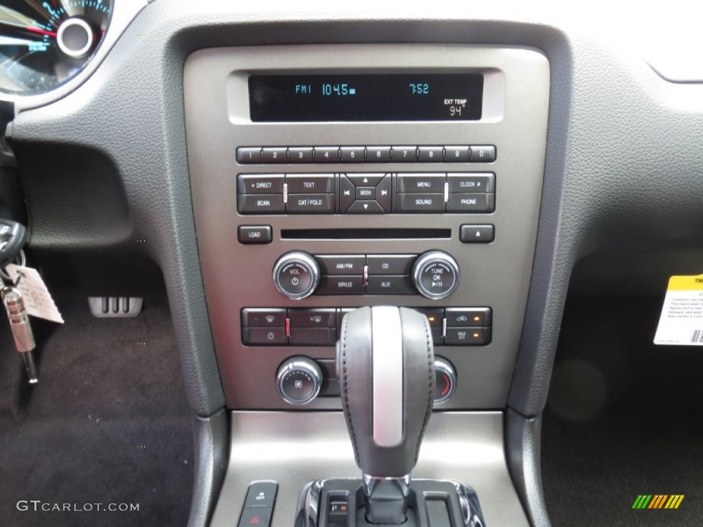 2013 Ford Mustang V6 Coupe Controls Photo #70344650