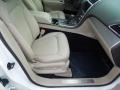 2012 White Platinum Metallic Tri-Coat Lincoln MKX FWD  photo #23