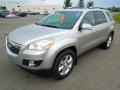2007 Silver Pearl Saturn Outlook XR  photo #1