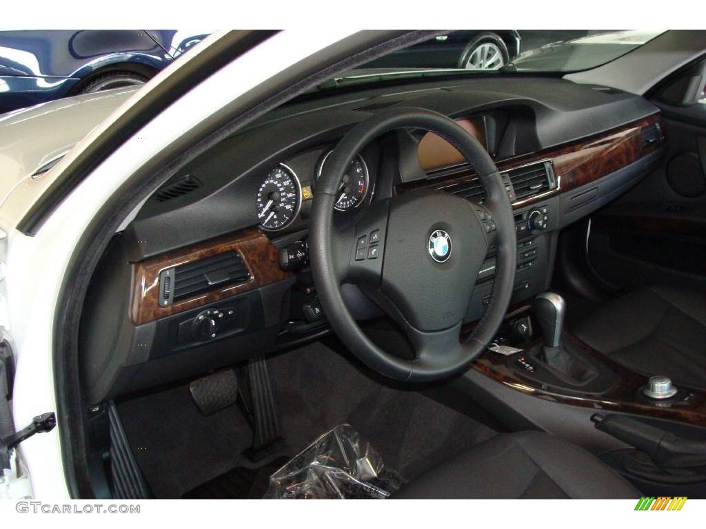 2006 3 Series 325i Sedan - Alpine White / Black photo #5