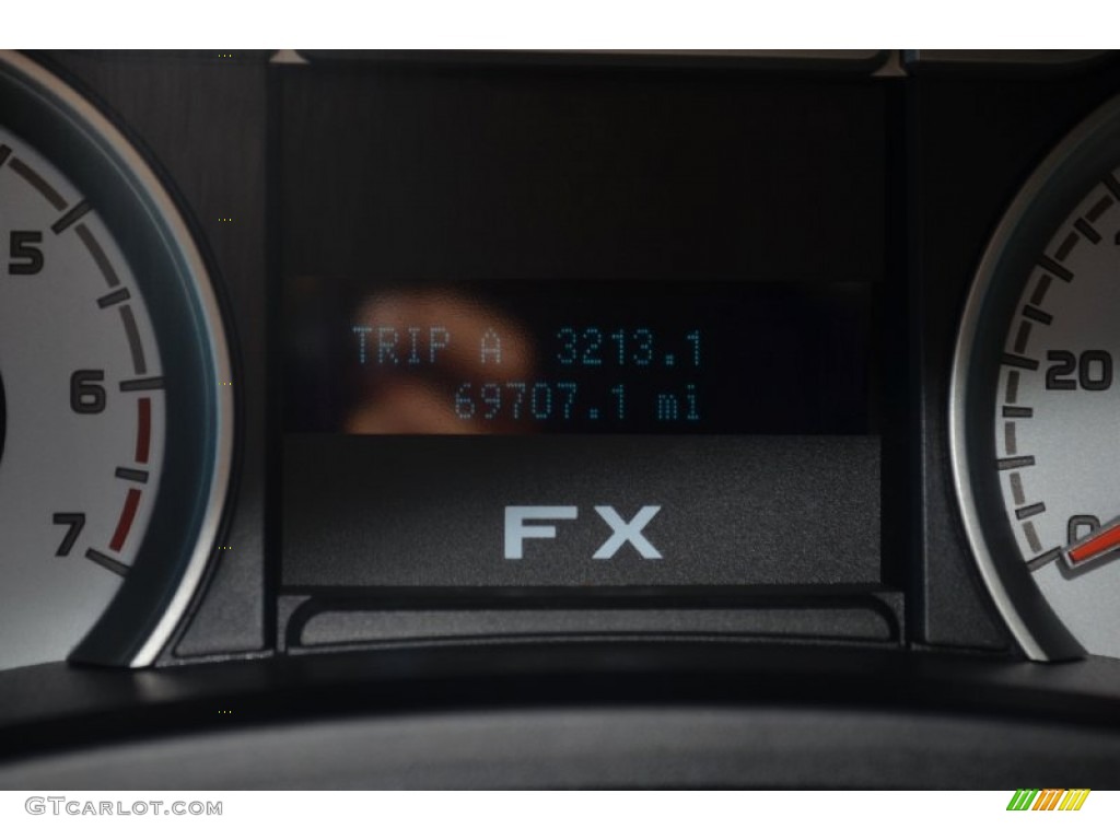 2010 F150 FX2 SuperCrew - Tuxedo Black / Black photo #30