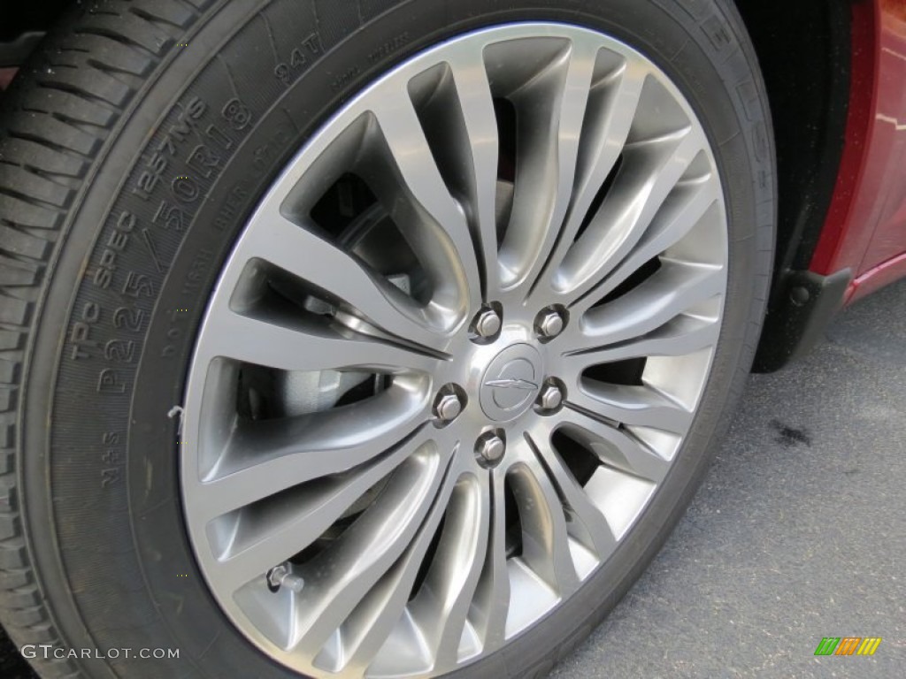 2013 Chrysler 200 Limited Hard Top Convertible Wheel Photo #70353359