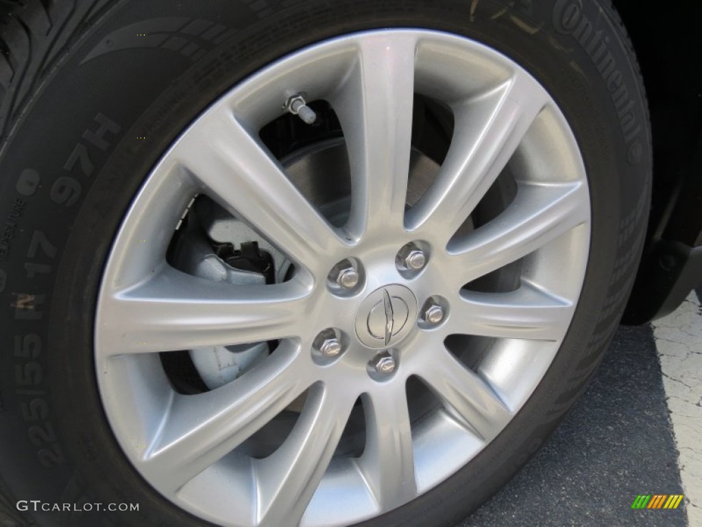 2013 Chrysler 200 Touring Sedan Wheel Photo #70353672